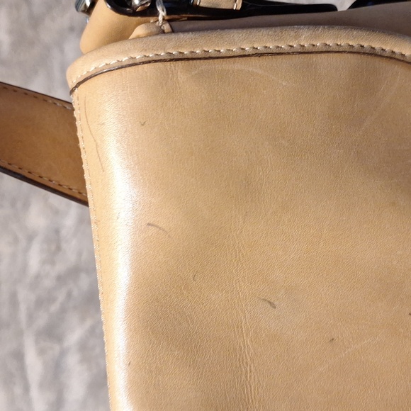 COACH VINTAGE LEGACY TAN SHOULDER CROSSBODY BAG C1069-F15170 - Picture 6 of 16
